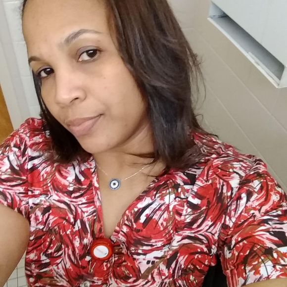 Meet your Posher, Jenny - Picture 1 of 1